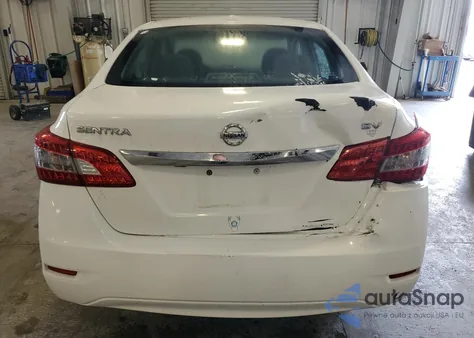 2015 Nissan Sentra S z USA, uszkodzony, nr VIN 3N1AB7APXFY273953